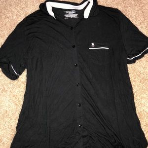 VICTORIAS SECRET SLEEP SHIRT